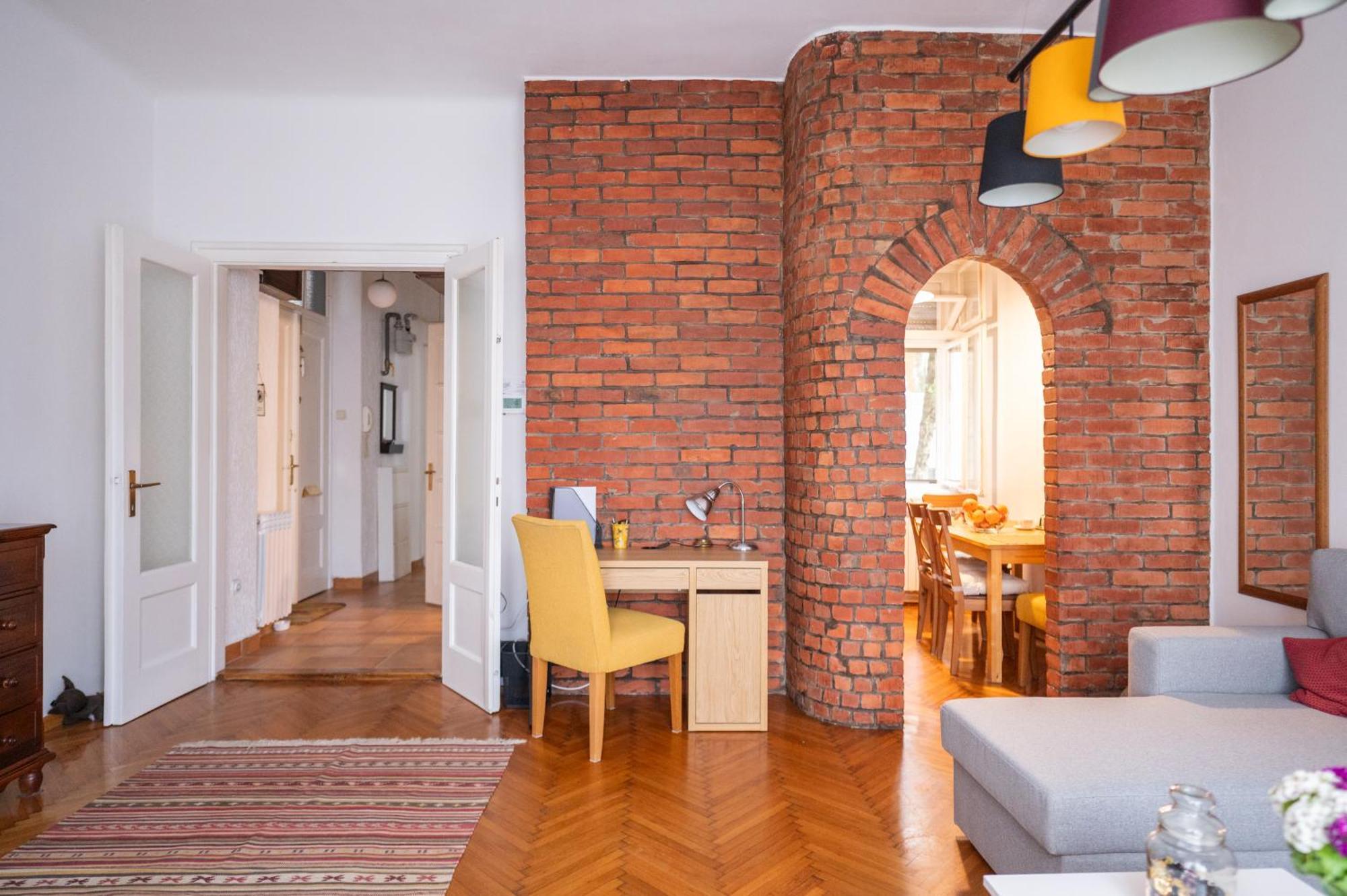 Bricks & Bikes Apartment Загреб Екстериор снимка